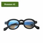 Nummer 42: Zwarte leesbril met ronde glazen en Blue clear coating (computerbril) van het merk Frank and Lucie