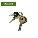 Sleutelbos met 3 zilveren en 1 zwarte sleutel